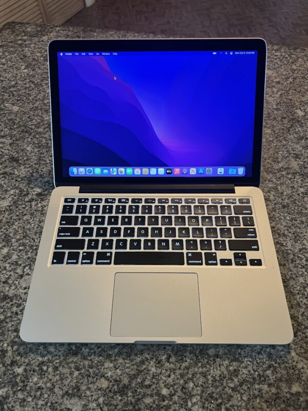 Apple 2015 MacBook Pro - Image 2